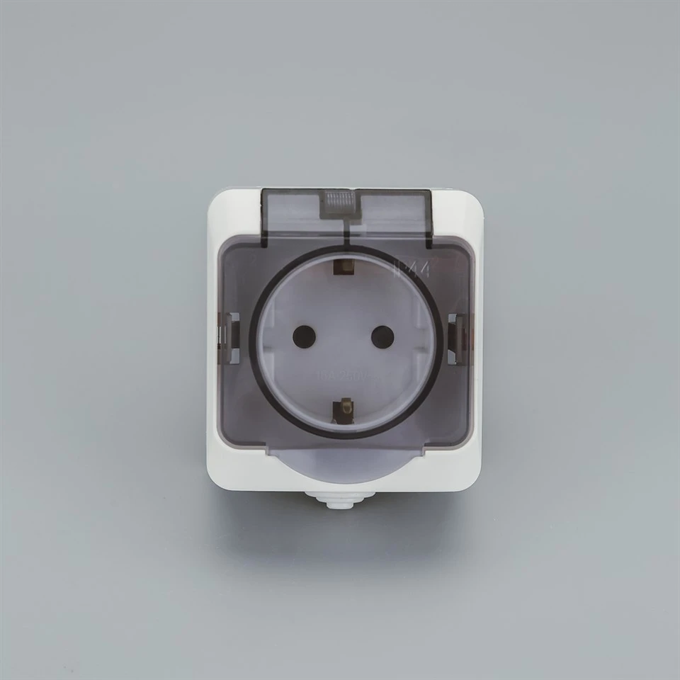 IP{0}} Gang Socket